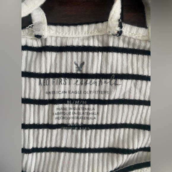 5 tops - Hollister, dynamite etc. - Picture 3 of 16